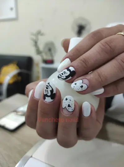 Vancheto nails