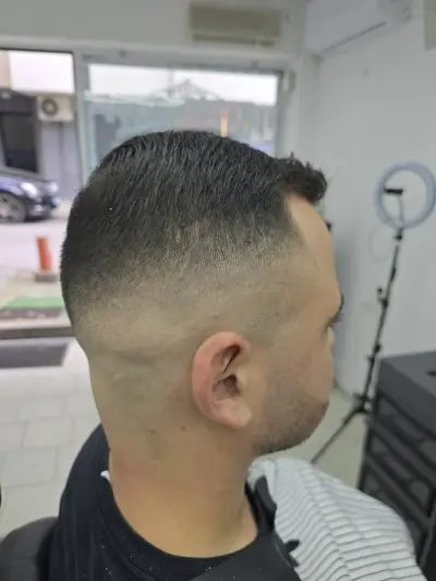 BARBERSHOP - KOSTOV FADE