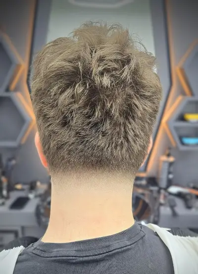 BARBERSHOP - KOSTOV FADE