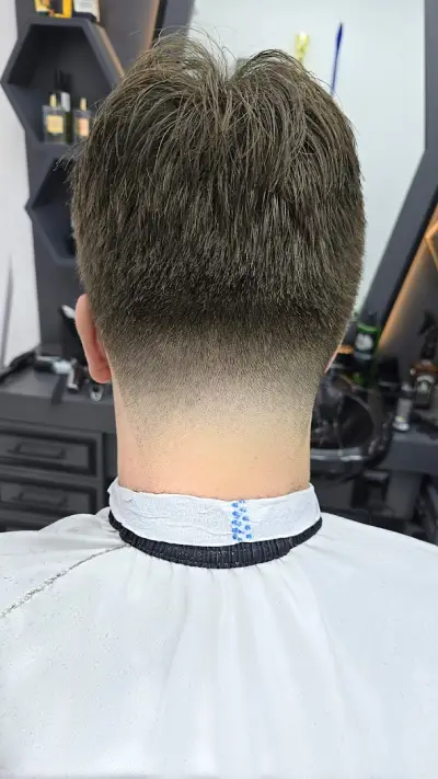 BARBERSHOP - KOSTOV FADE
