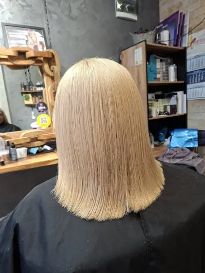 Stella Blue hair studio