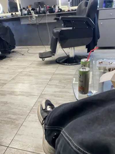 SSS barber's shop