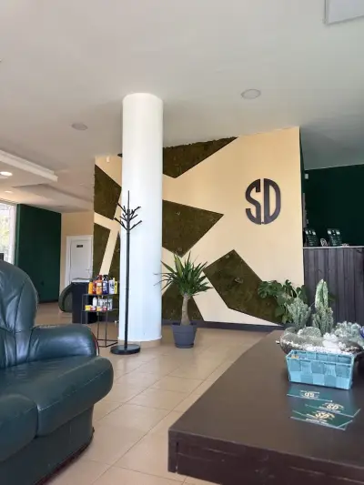 S.D Barber Club