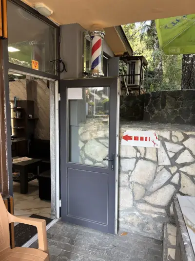 Alben's Barbershop