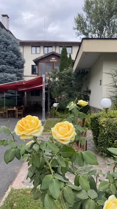 Hotel & restaurant Kardzhali Хотел и ресторант Кърджали