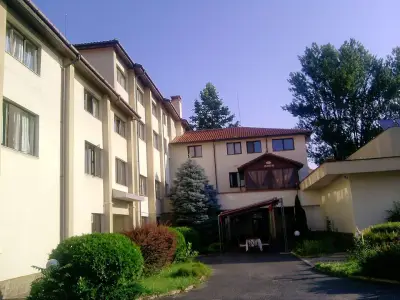 Hotel & restaurant Kardzhali Хотел и ресторант Кърджали