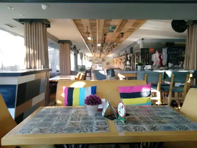 Bar and grill Maraya