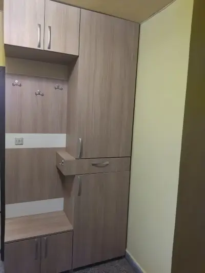 Кроис Мебел Груп ООД