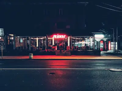 Friends bar&dinner