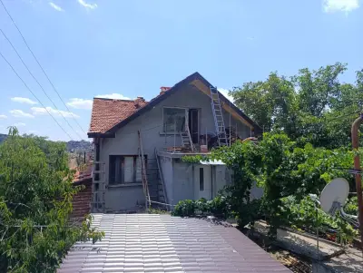 ИВАНОВИ СТРОЙ 24 - Ремонт на покриви Сливен и Нова Загора
