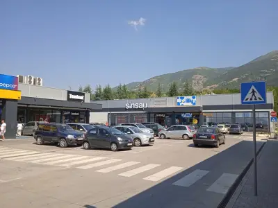 Karlovo Way Park