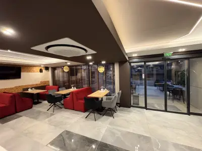 K&G City Hotel