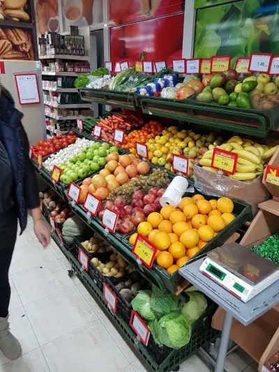 T MARKET