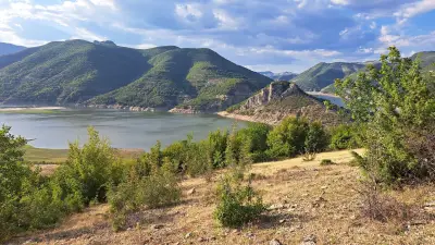 Тракийско скално светилище "Калпак кая"