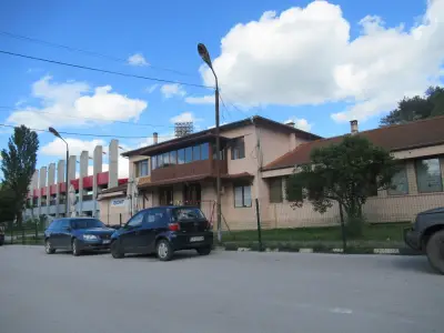 Автогара Етрополе