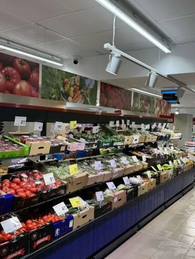 T MARKET
