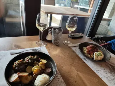 Restaurant Alpen / Италиански ресторант в Банско