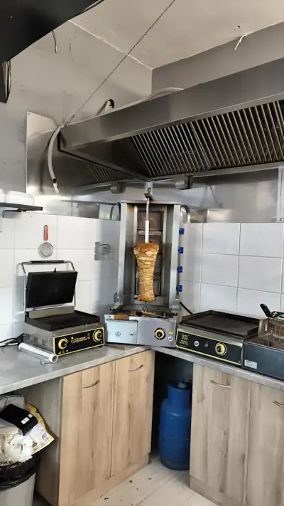 Мис Дюнер Кебаб