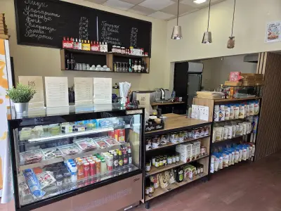 Felis pizza, bar & deli