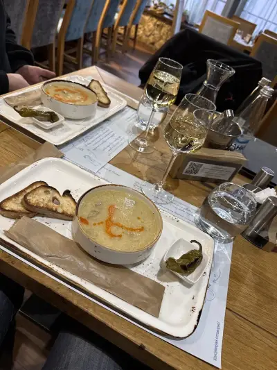 Ресторант "Соколови къщи"