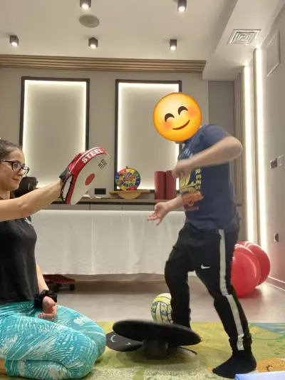 Амбулатория за детска рехабилитация "Physio Line" - Бургас, Лазур