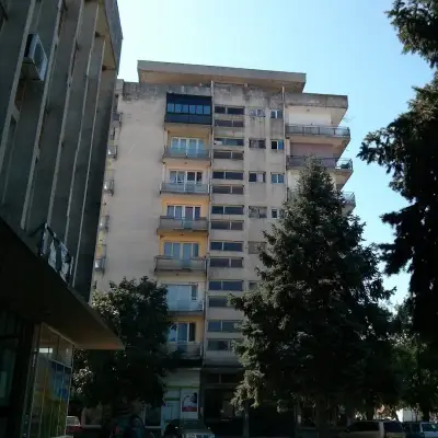 Супермаркет „Краси“