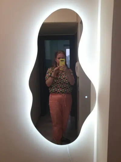 Lidiya Mirror