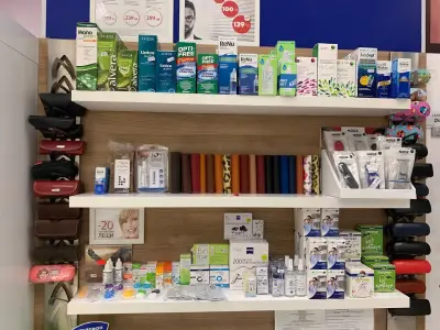 Joy Optics - West Mall, ниво -1