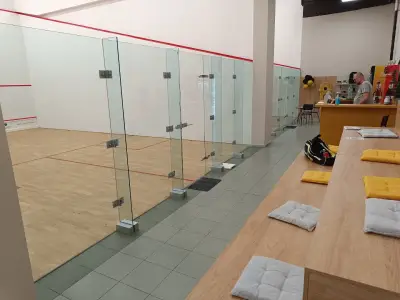 Double Yellow Squash Club