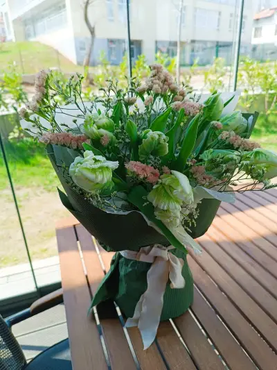 Elinor flowers