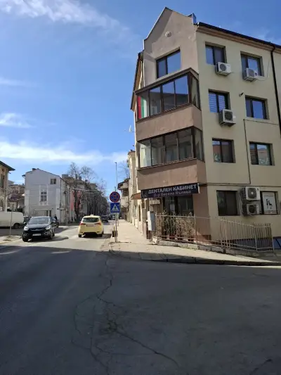 Д-р Весела Вълева - Дентална практика