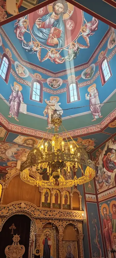 Храм "Св. Нмчци Рафаил, Николай и Ирина"