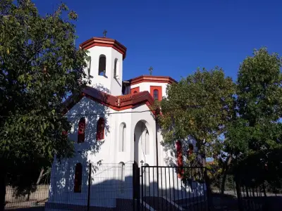 Храм "Св. Нмчци Рафаил, Николай и Ирина"