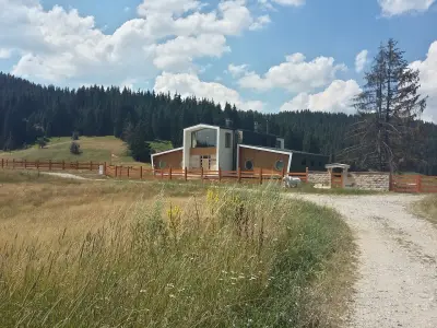Параклис „Свети света великомъченици Кирик и Юлита“