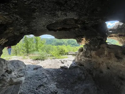 Алботински скален манастир