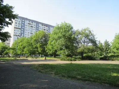 Парк Славейков