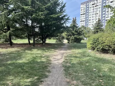 Парк Славейков
