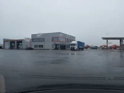 Сервиз за камиони
