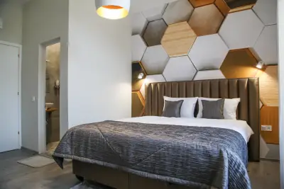 Corner House - Apartments & suites