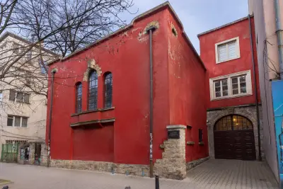 Червената къща