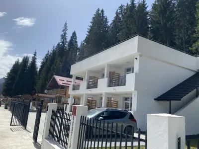 SUGARFAME- Guest House