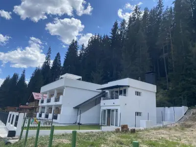 SUGARFAME- Guest House