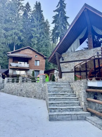 CHALET ELEVEN