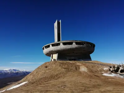 Хижа ”Бузлуджа Нова”