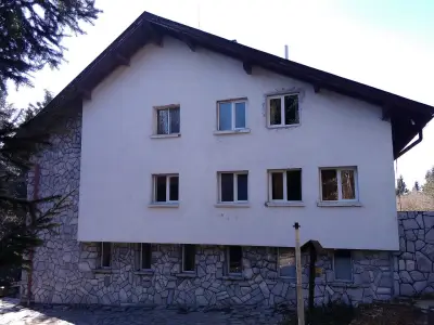 Хижа ”Бузлуджа Нова”