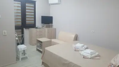 Цар Калоян стаи под наем