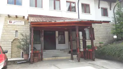 Хотел "Ралица"