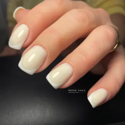Monne Nails