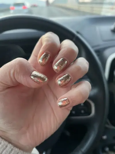 Monne Nails
