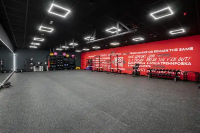 West Gym – Park Maxx